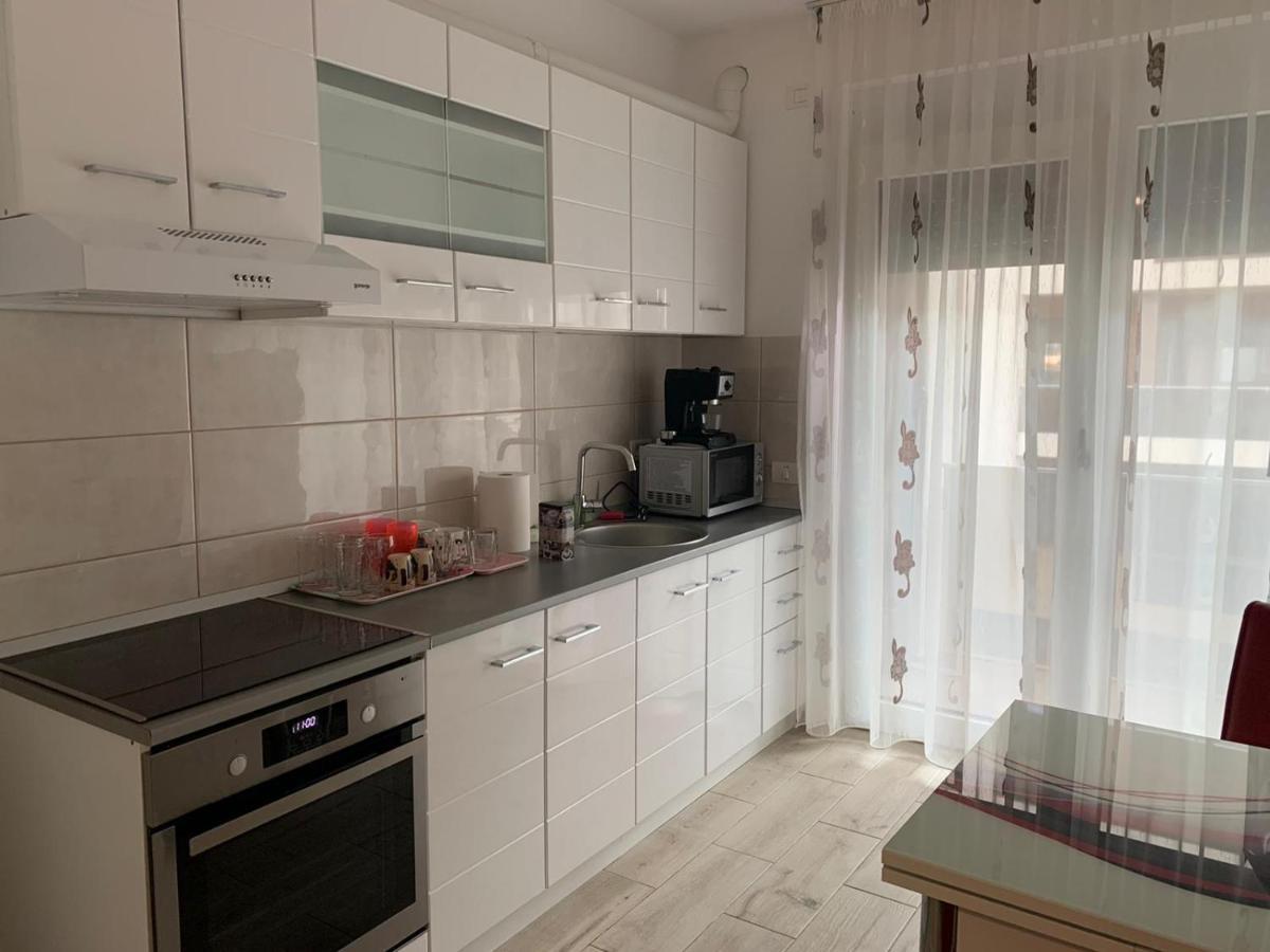 Apartament Cu 2 Camere אורדאה מראה חיצוני תמונה